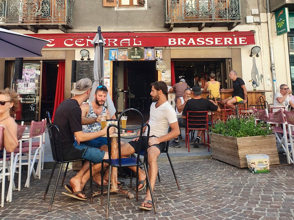 Guillestre stadje in de buurt